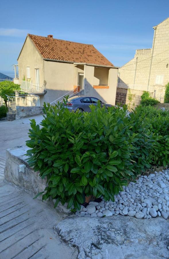 Apartment House Pierro