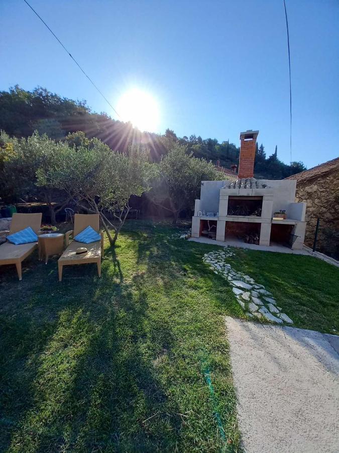 House Pierro * Orasac